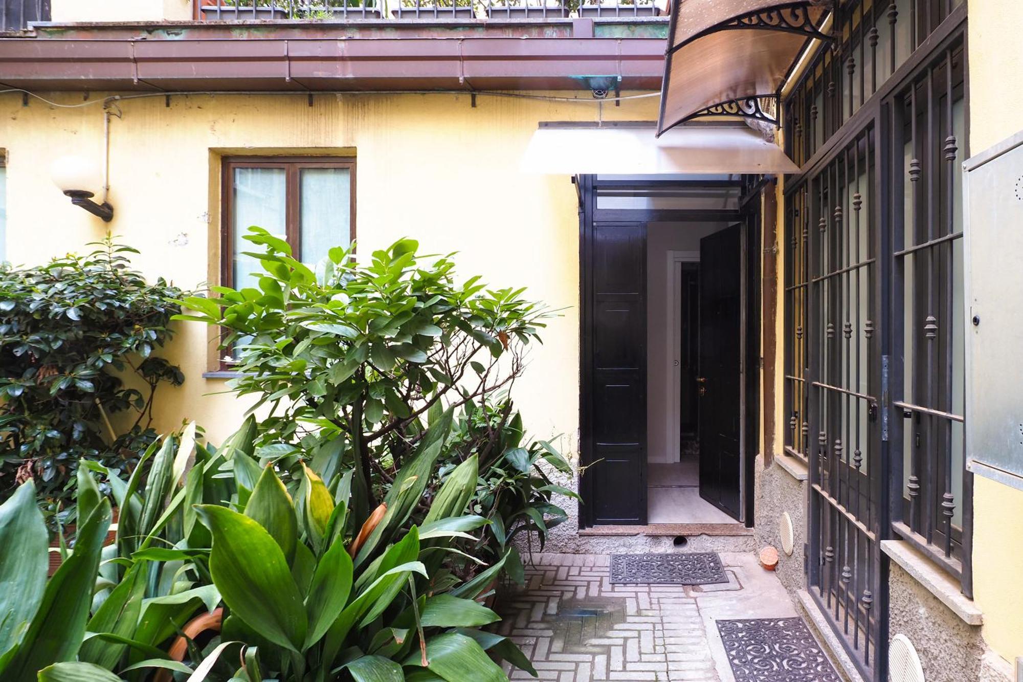 Delizioso Studio Tra Navigli E Mm Sant'Agostino Milan Exterior photo